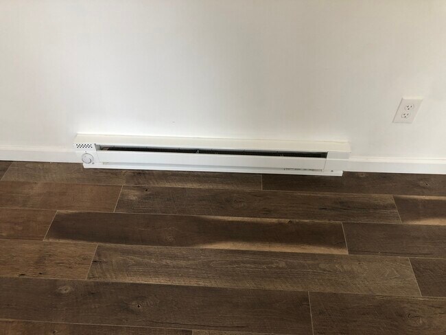 Photo - 3269 Kensington ave Unit 2nd Floor