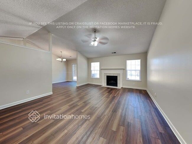 Photo - 2108 Genesis Dr