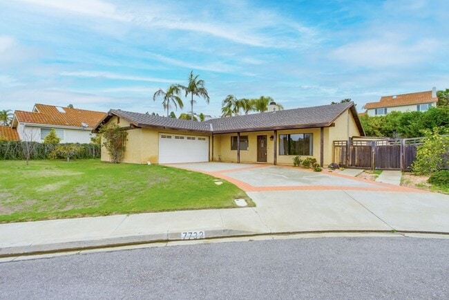 Photo - 4 bedroom home in amazing La Costa Community!