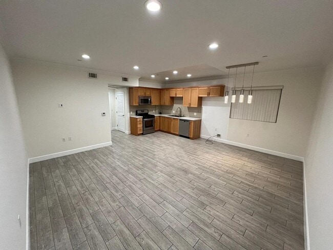 Building Photo - 7228 Amigo Ave