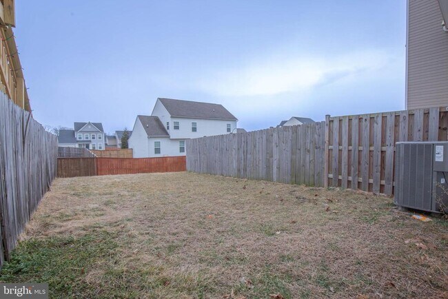 Photo - 440 Rumbling Rock Rd