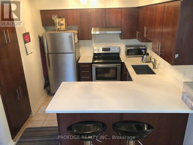 Photo - 33 Stonewood St