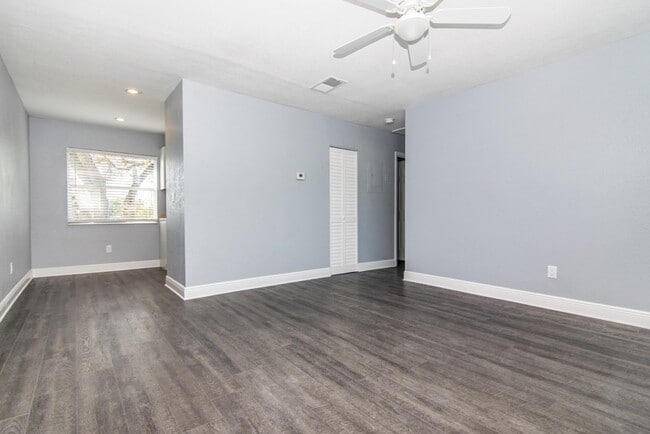 Photo - Newly Renovated and Remodeled - 2 Bedroom 1 Bath for Lease in Brandon, FL