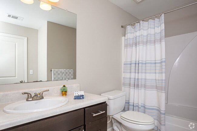 3 BR, 2 BA - 1185 SF