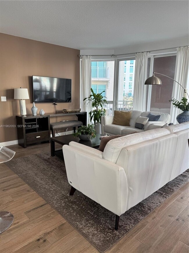 Building Photo - 7275 SW 90th Way Unit 301