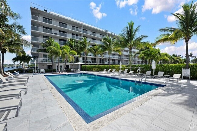 Building Photo - 2560 S Ocean Blvd Unit 512 Rental