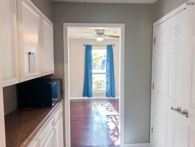 Photo - 4615 El Capitan Dr