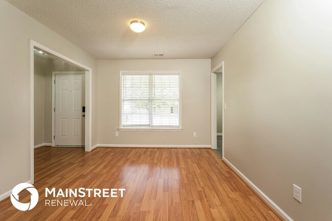 Photo - 110 Hammond Dr