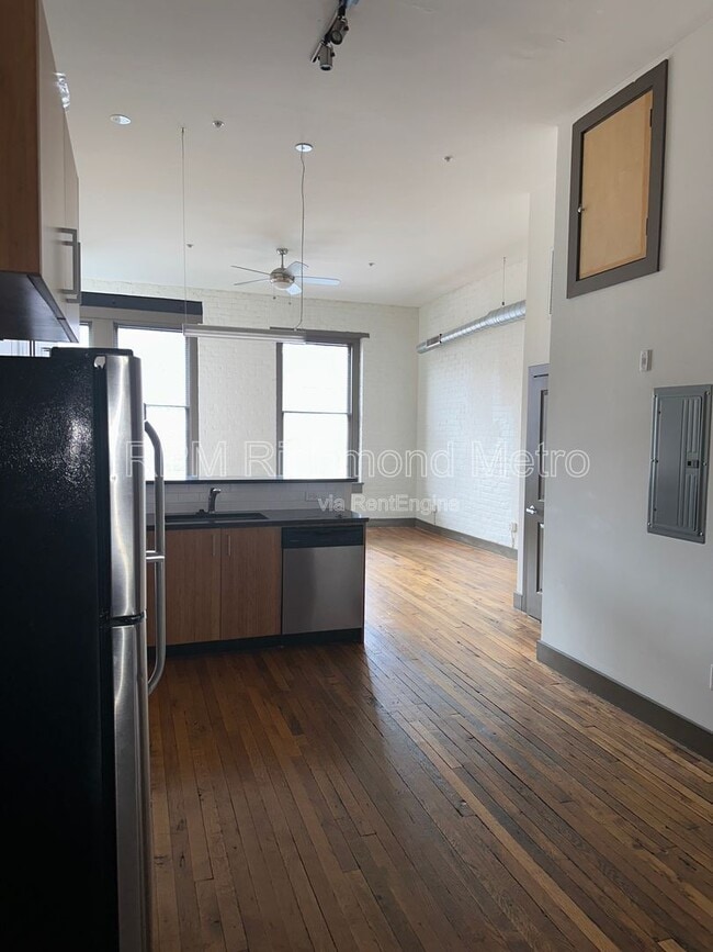 Photo - 1322 W Broad St
