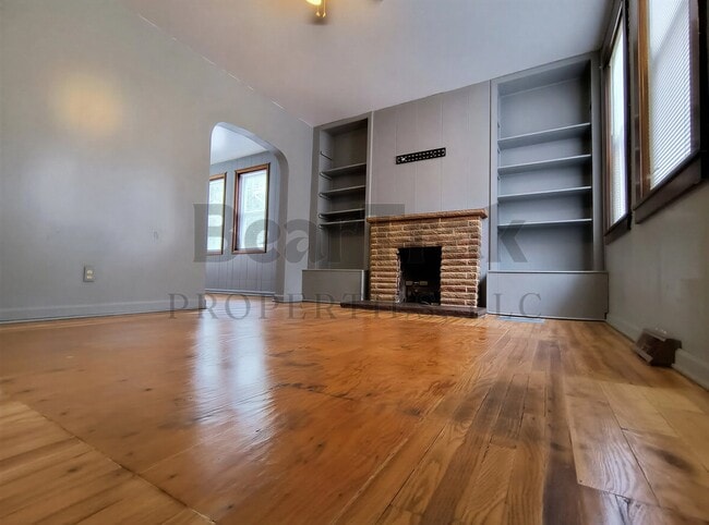 Photo - 11 4th St