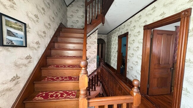 Photo - 342 Main St