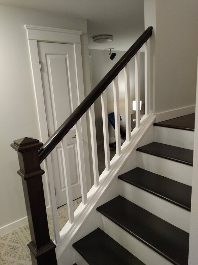 3905 Almira Dr Rental House Rental in Bremerton, WA