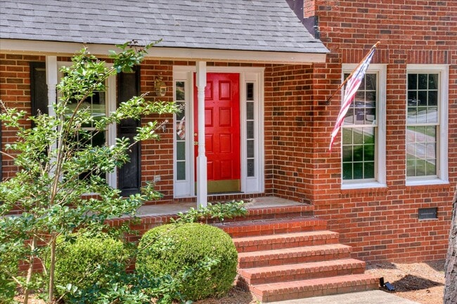 Photo - Spacious 4BR Brick Home in Evans, GA – Mod...