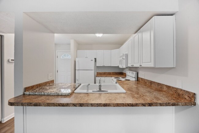 Photo - 3555 S Carolina 544 Overpass Unidad 8H