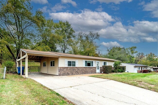 Photo - Dog Friendly 3 Bed 1 Bath Ranch Home With ...