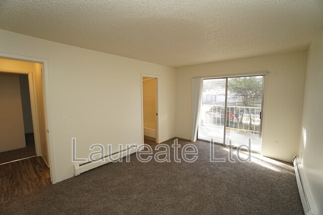 Photo - 2225 S Jasmine St Unit #116