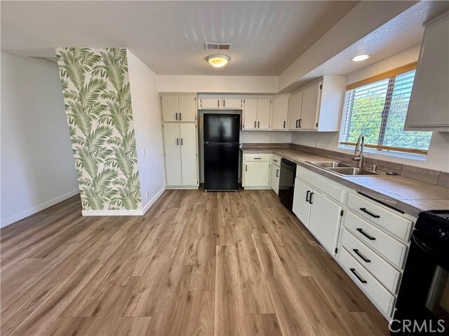 190 Costa Mesa St