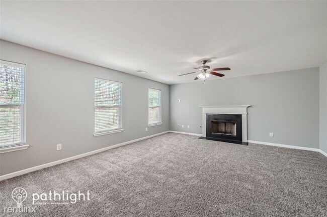 Photo - 4 br, 2.5 bath House - 2470 Valley Creek D...