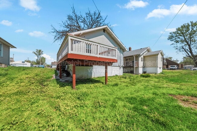 Photo - 704 W Johnson St