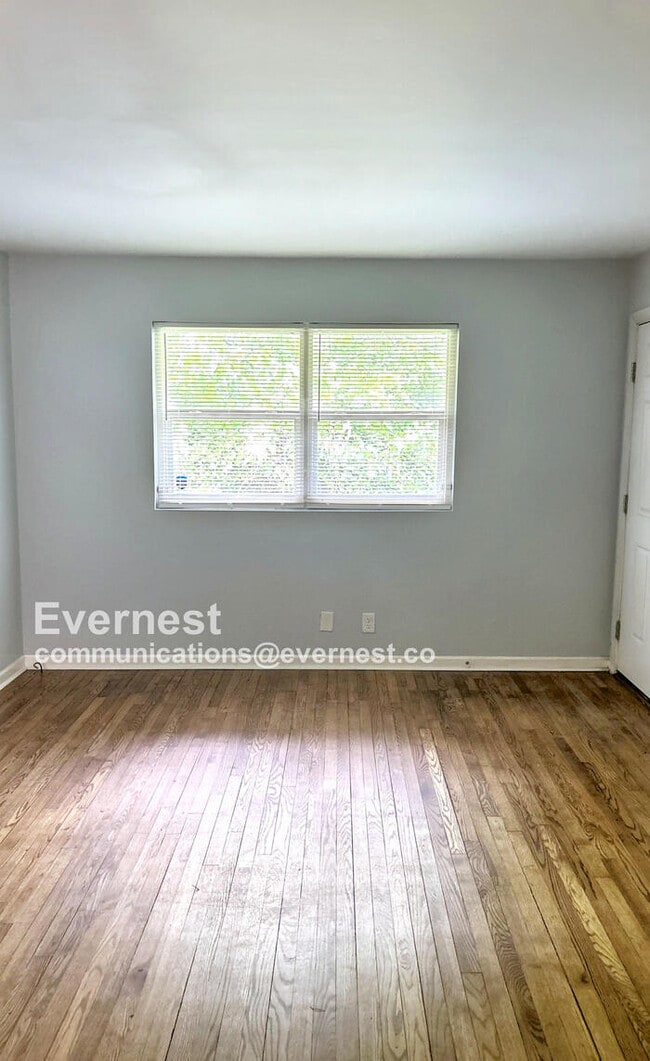 Photo - 1212 Rosedale Ave