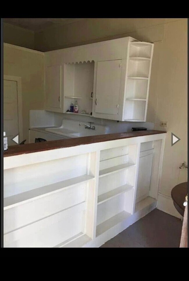 Photo - charming 1 bedroom, 1 bathroom apartment in Dawson, GA with its own private entrance.