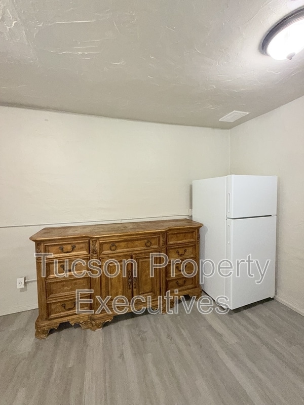 Photo - 234 E 32nd St