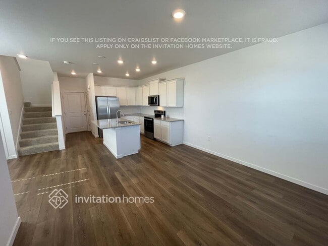 Photo - 279 S Uriah St