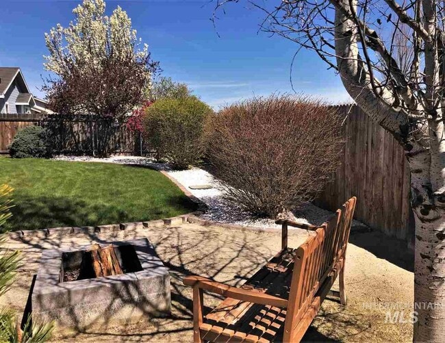 Photo - 5008 N Rothmans Ave