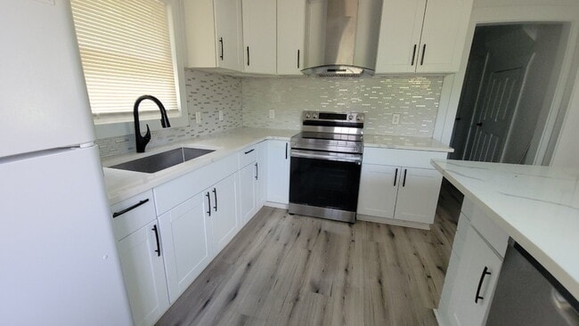 1055 Antioch Pike
