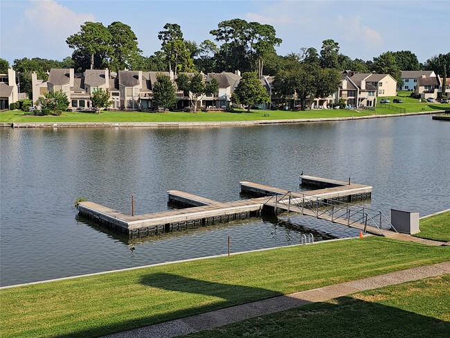 Photo - 12600 Melville Dr Unit 321B