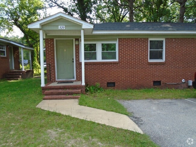 Building Photo - 320 Old Shaw Rd Unit 320 Old Shaw Rd. Rental