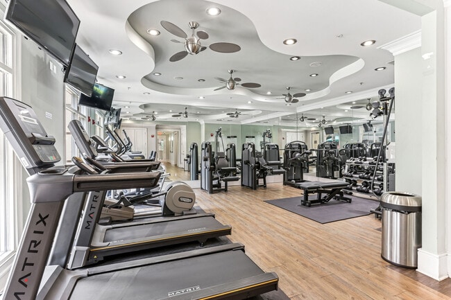 Avana Uptown apartments — community photo