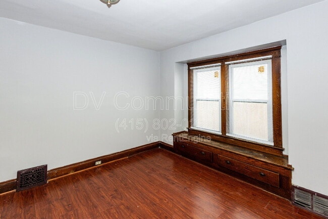 Photo - 3131 W 58th St Unit Down