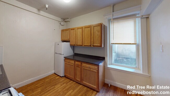 Photo - 1810 Commonwealth Ave Unit 1