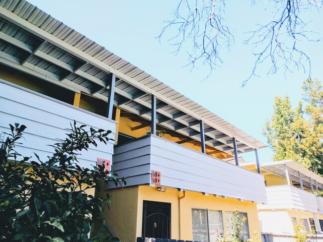 Sunshine Gardens Apartments