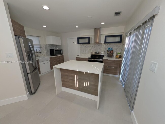 Photo - 640 SW 113th Terrace