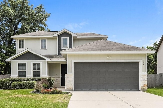 Photo - 719 Springwood Dr House