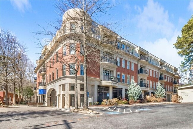 Building Photo - 560 Dutch Valley Rd NE Unit 2210