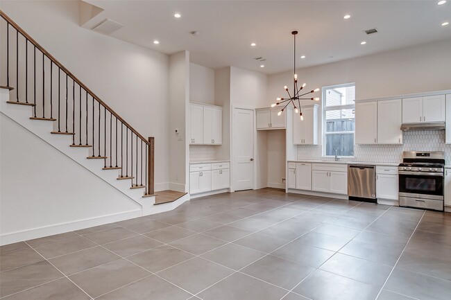 Photo - 8926 Spring Knoll Forest Dr