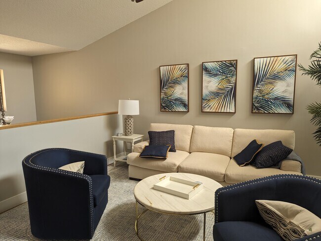 Photo - 17081 Waterbend Dr Unit 228