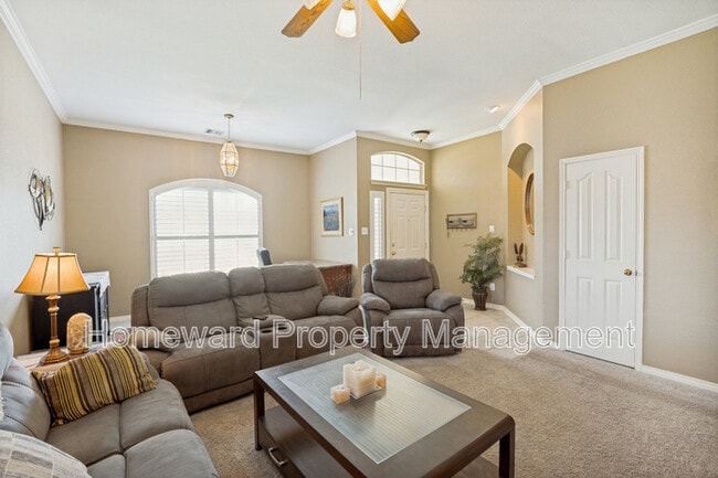 Photo - 4112 Creek Hollow Way