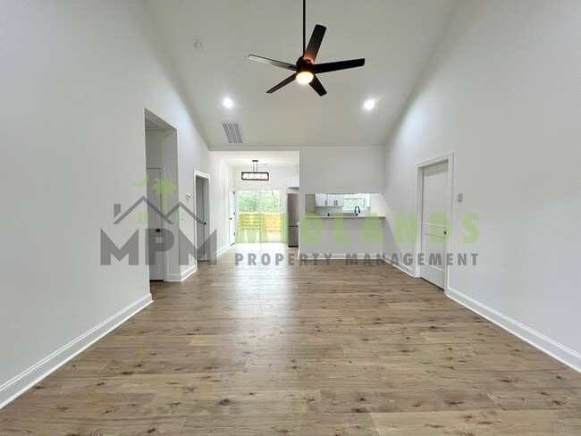 Photo - 1510 Noble Ave