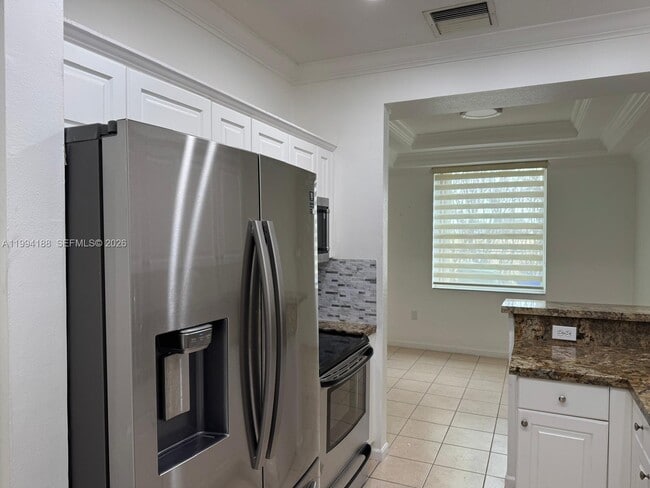 Photo - 650 NW 170th Terrace