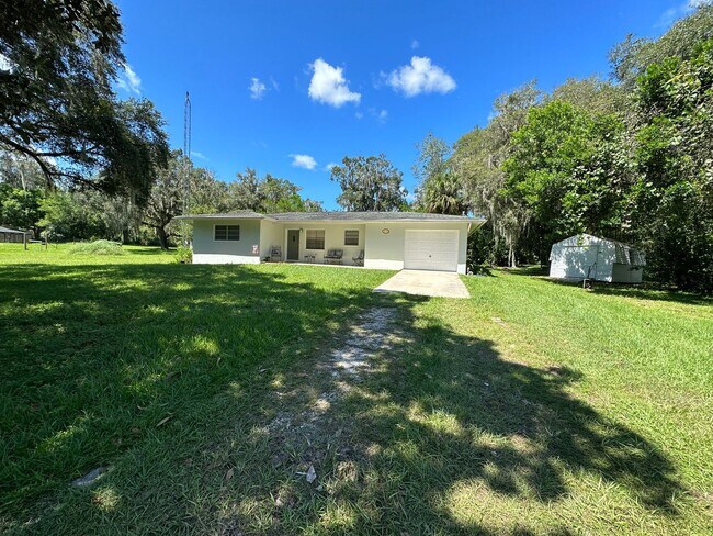 Photo - Adorable 2/1/1 nestled on an acre