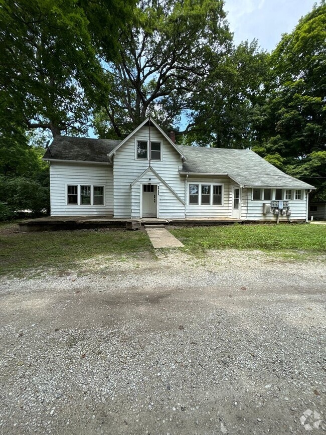 Building Photo - 2200 IN-26 Unit 1 Rental