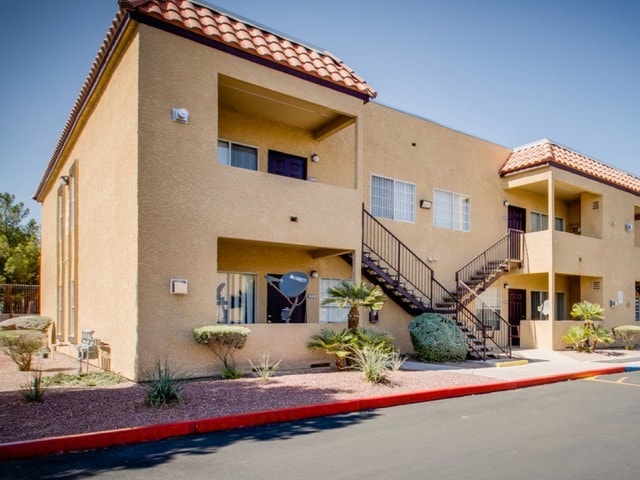 Ridge Falls, Apartments For Rent