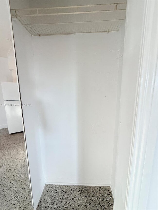 Photo - 322 NE 6th St Unit 3