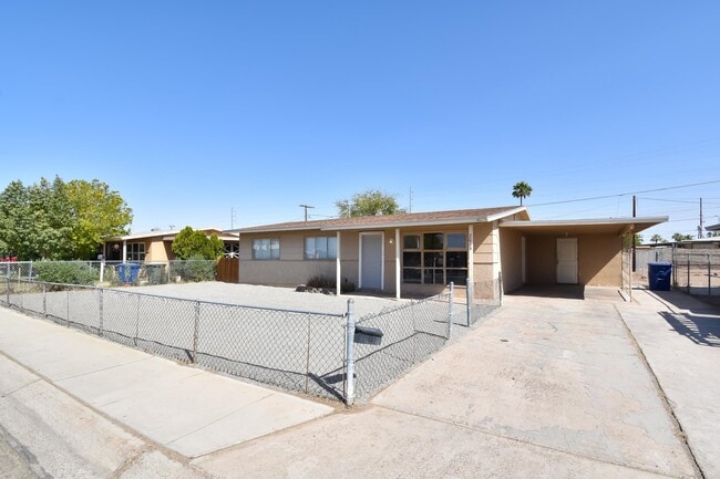 Photo - 2016 E 24th Pl