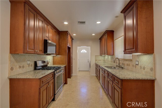 Photo - 1367 E Windsor Rd