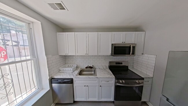 Photo - 2036 N Gratz St Unit 1
